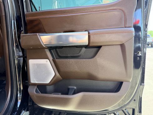 Used 2025 Ford F250 King Ranch w/ Chrome Package AWD/4WD image 38