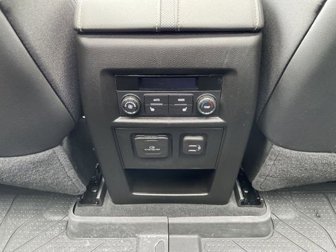 Used 2023 Chevrolet Traverse Premier w/ LPO, Floor Liner Package AWD/4WD image 45