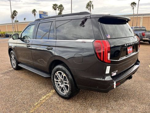 New 2025 Ford Expedition Active image 3