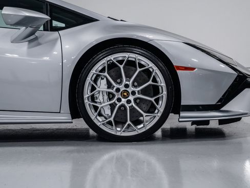 Used 2023 Lamborghini Huracan Tecnica RWD image 36