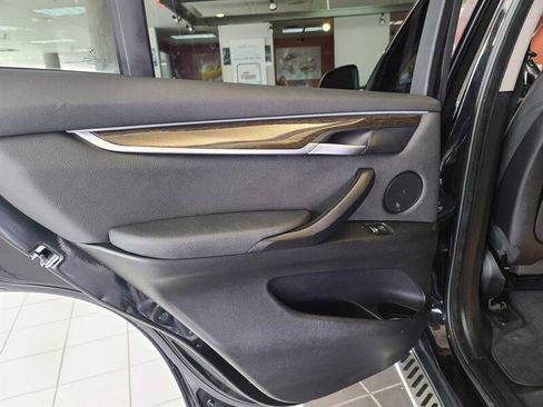 Used 2015 BMW X5 xDrive35i image 11