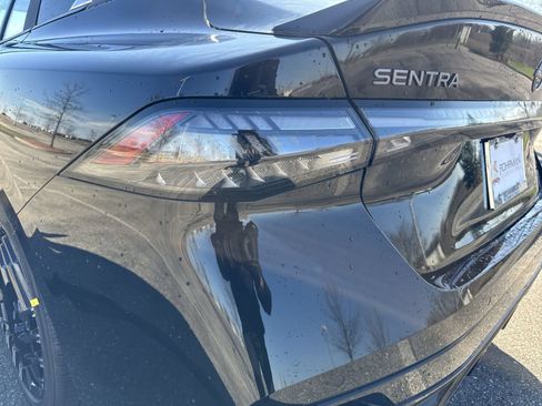 New 2026 Nissan Sentra SR w/ SR Premium Package FWD image 28
