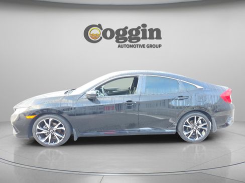 Used 2020 Honda Civic Sport image 2