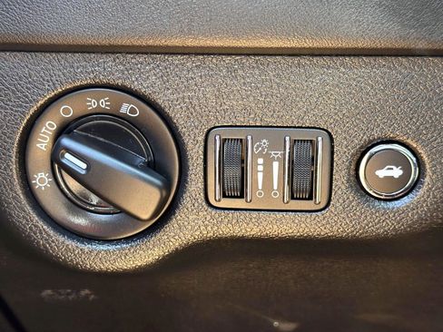 Used 2022 Dodge Charger SRT Hellcat w/ Harman/Kardon Audio Group RWD image 27
