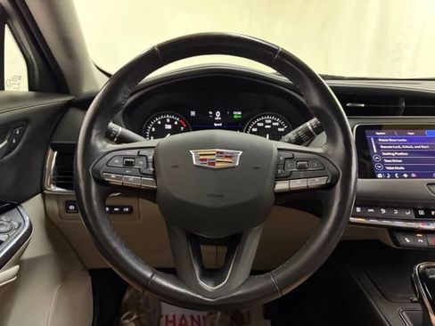 Used 2023 Cadillac XT4 Premium Luxury w/ Technology Package AWD/4WD image 78