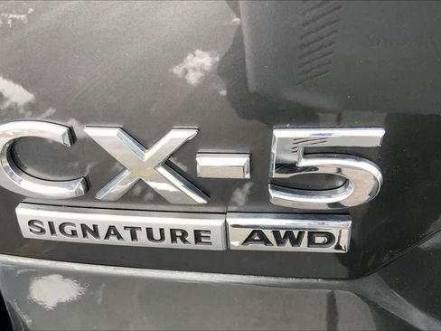 Used 2025 MAZDA CX-5 Signature image 10
