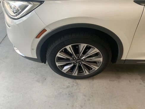 Used 2020 Lincoln Corsair Reserve w/ Equipment Group 201A FWD image 3
