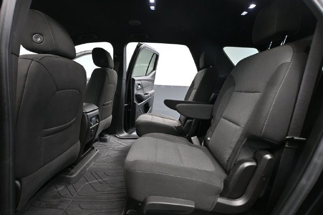 Used 2023 Chevrolet Traverse LT w/ LPO, Floor Liner Package AWD/4WD image 31