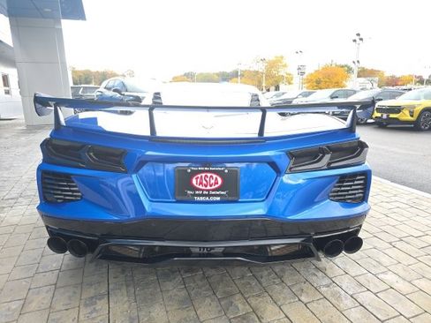 Used 2021 Chevrolet Corvette Stingray Coupe w/ 1LT image 6