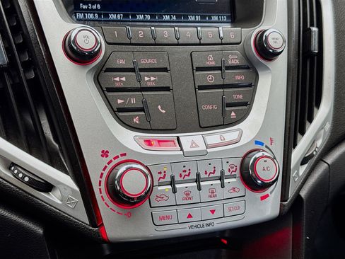 Used 2015 GMC Terrain SLE image 12