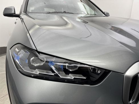 New 2026 BMW X5 xDrive40i w/ Climate Comfort Package image 18