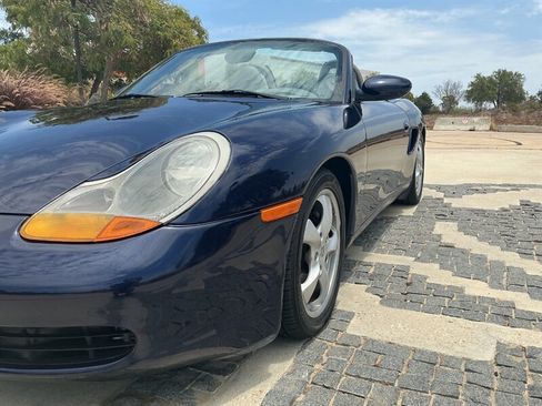 Used 2001 Porsche Boxster RWD image 12