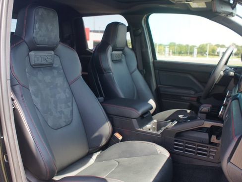 Used 2025 Toyota Tacoma TRD Pro w/ Tow Tech Package AWD/4WD image 23