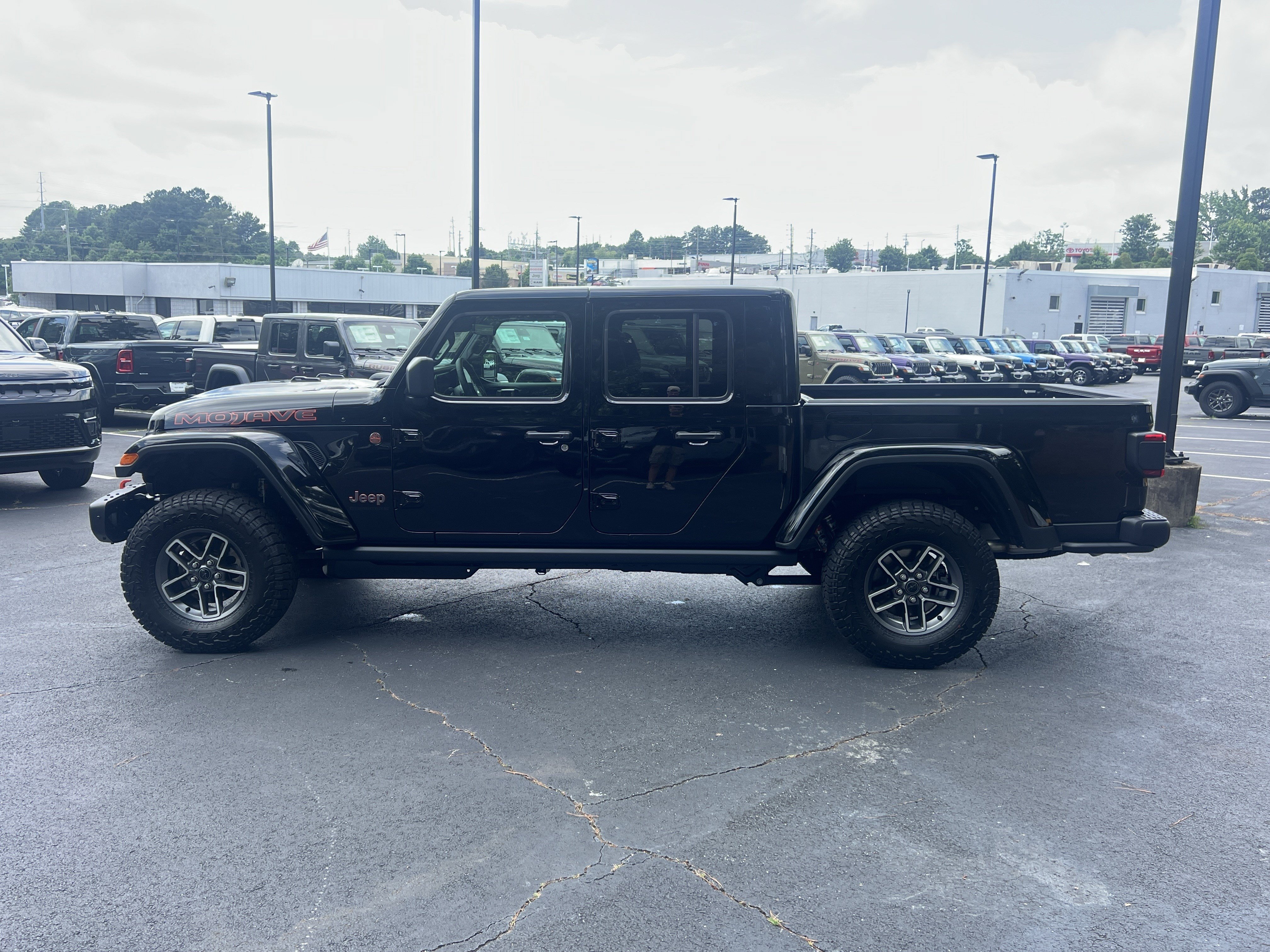 New 2026 Jeep Gladiator Mojave AWD/4WD image 4