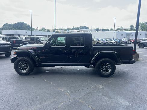 New 2026 Jeep Gladiator Mojave AWD/4WD image 4