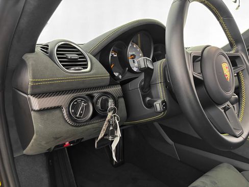 Used 2024 Porsche 718 Boxster Spyder RS image 19