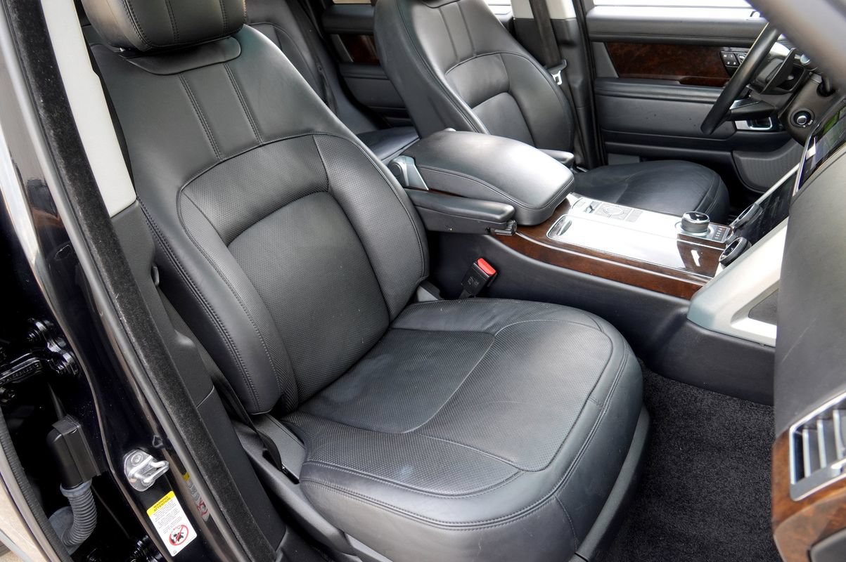 Used 2020 Land Rover Range Rover HSE AWD/4WD image 8