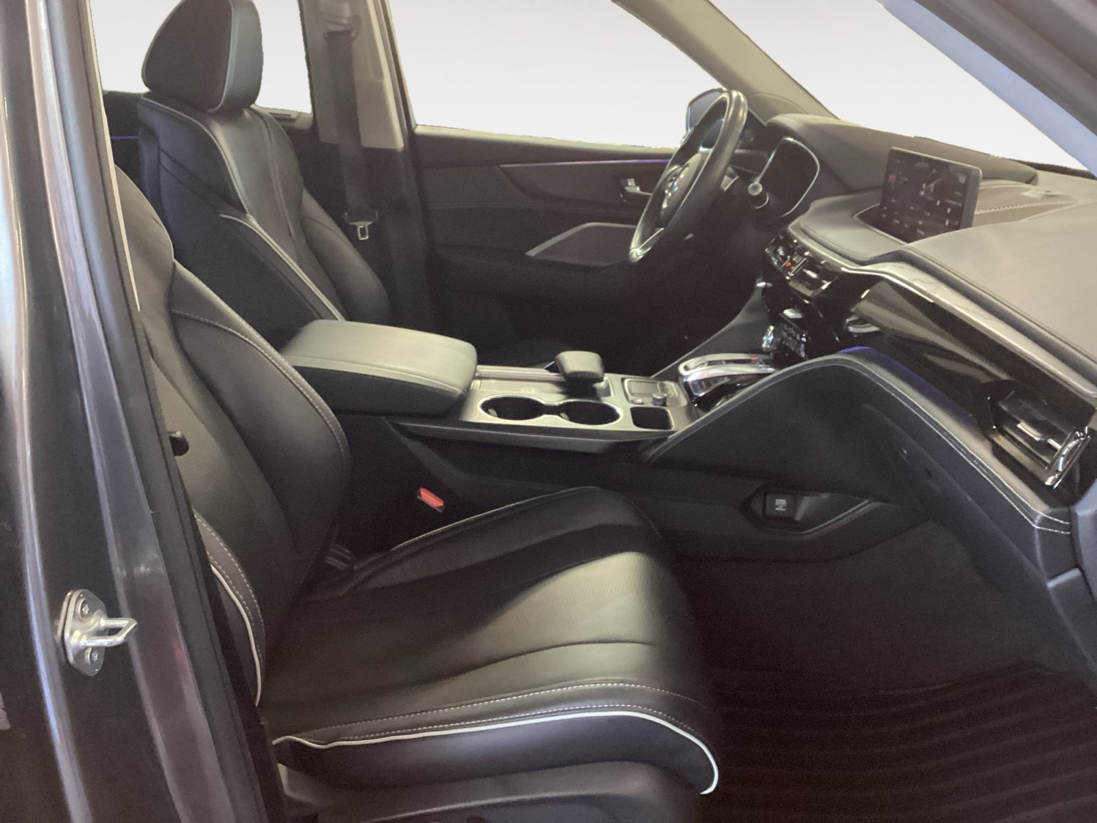 Used 2023 Acura MDX w/ Advance Package AWD/4WD image 15
