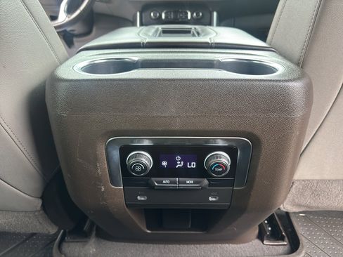 Used 2021 Chevrolet Tahoe LT image 19