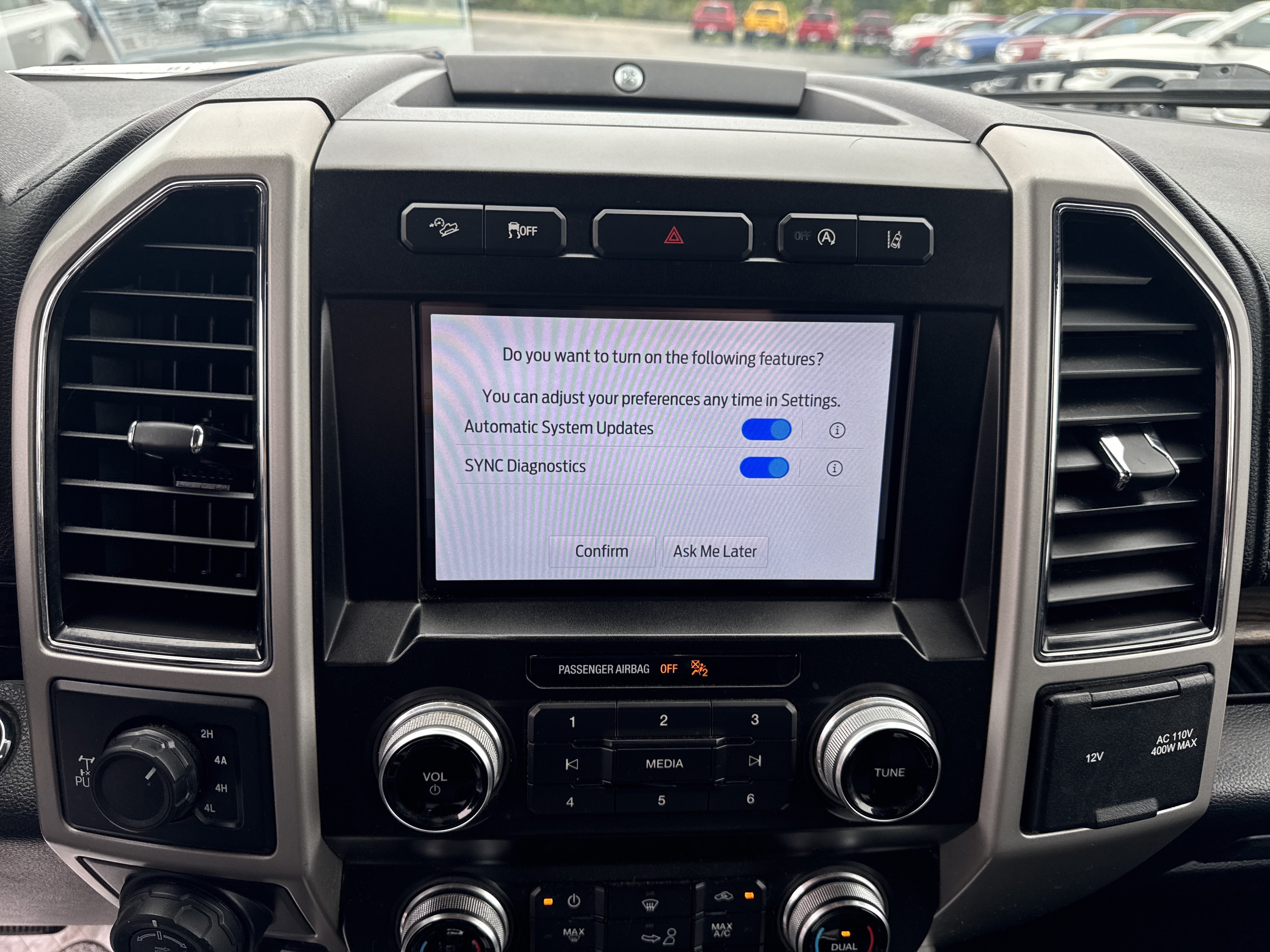 Used 2020 Ford F150 Lariat w/ Equipment Group 502A Luxury AWD/4WD image 15