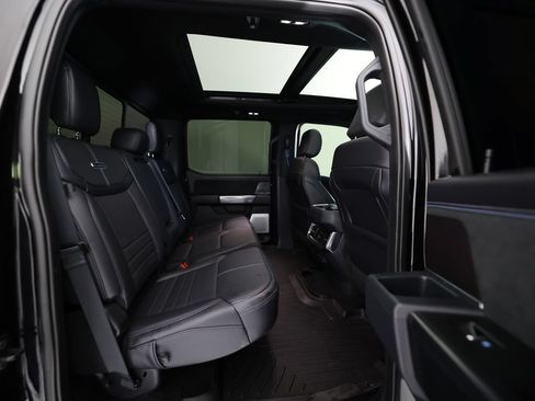 Used 2026 Ford F250 Platinum AWD/4WD image 12