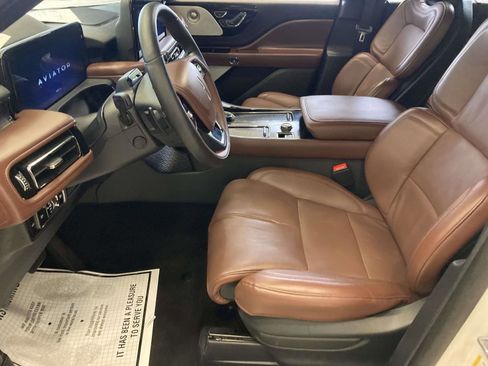 Used 2025 Lincoln Aviator Reserve w/ Equipment Group 201A image 22