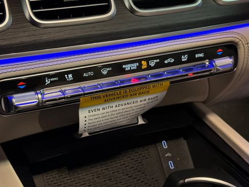 New 2026 Mercedes-Benz GLS 63 AMG 4MATIC image 21
