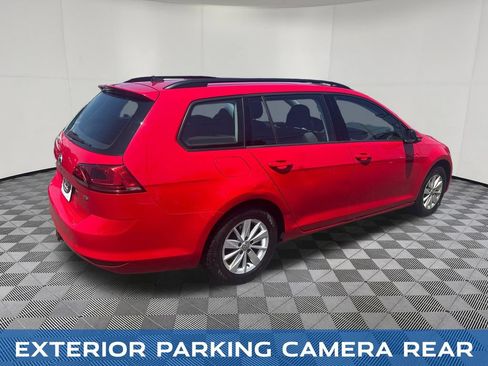 Used 2017 Volkswagen Golf S FWD image 5