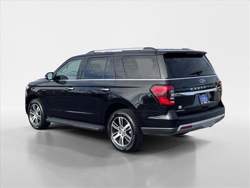 Certified 2024 Ford Expedition Limited image 3