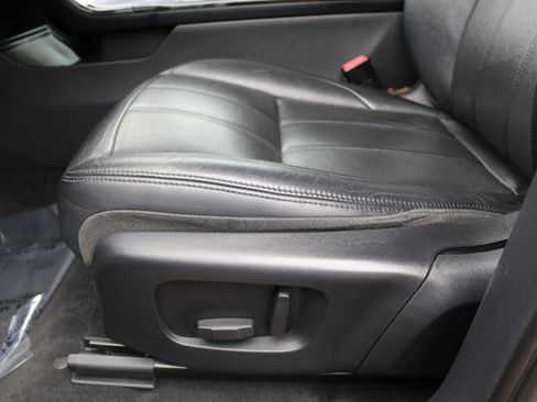 Used 2020 Land Rover Range Rover Evoque S AWD/4WD image 17
