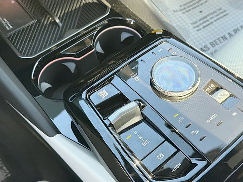 New 2027 BMW 530i w/ M Sport Package RWD image 28