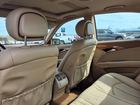 Used 2007 Mercedes-Benz E 350 Sedan image 22