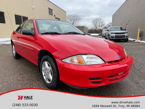Used 2000 Chevrolet Cavalier Coupe 2D w/ Preferred Equipment Group 1 image 1