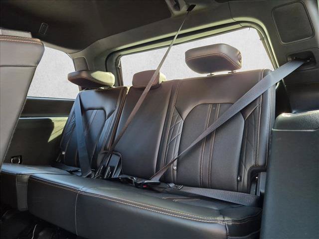 Used 2022 Ford Expedition Platinum AWD/4WD image 29