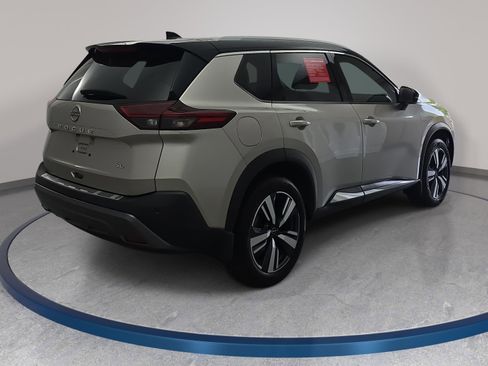 Certified 2023 Nissan Rogue SL FWD image 5