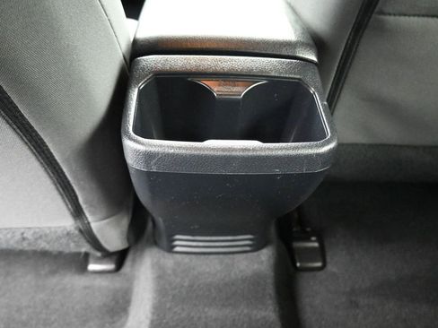 Used 2017 Toyota Tacoma TRD Off-Road image 36