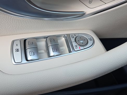 Certified 2023 Mercedes-Benz E 450 Cabriolet image 31