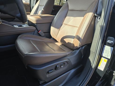 Used 2023 Chevrolet Tahoe High Country image 42