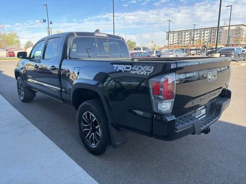 Used 2022 Toyota Tacoma TRD Sport image 5