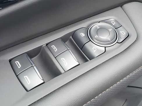 New 2026 Chevrolet Suburban High Country AWD/4WD image 27