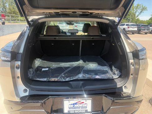 New 2026 Nissan Murano Platinum w/ Cargo Package AWD/4WD image 13