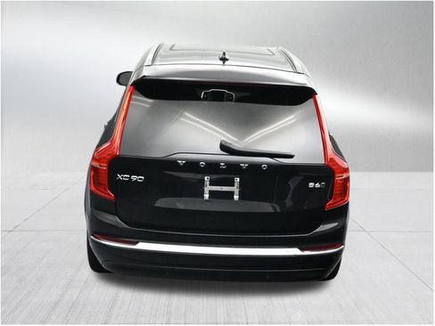 Used 2024 Volvo XC90 B6 Plus AWD/4WD image 20