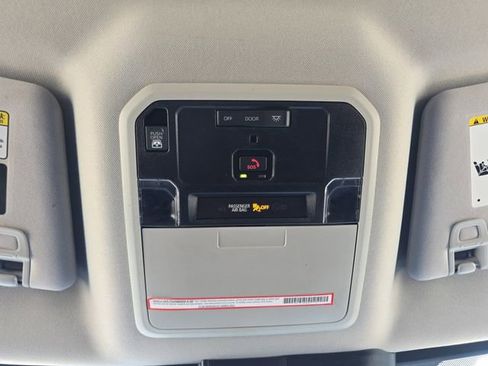 Used 2023 Toyota Tundra SR5 w/ SR5 Convenience Package RWD image 7