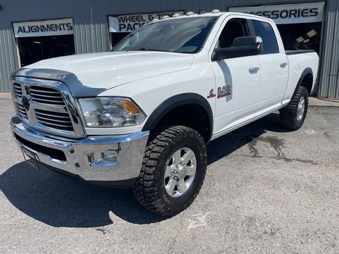 Used 2014 RAM 2500 Big Horn AWD/4WD image 3
