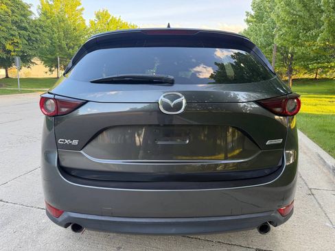 Used 2019 MAZDA CX-5 Touring FWD image 5