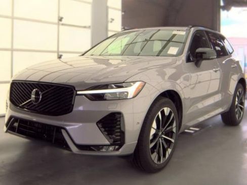 Used 2026 Volvo XC60 B5 Plus AWD/4WD image 1