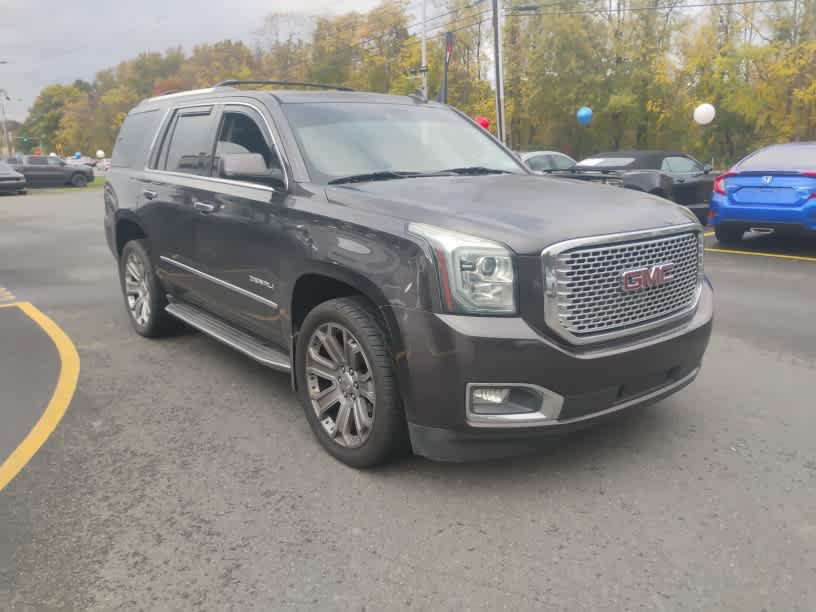 Used 2016 GMC Yukon Denali AWD/4WD image 2