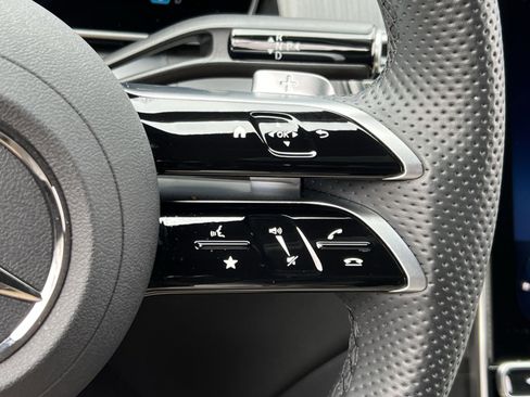 Certified 2025 Mercedes-Benz GLC 300 4MATIC image 29