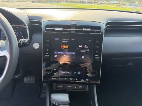 Used 2024 Hyundai Tucson SEL image 17