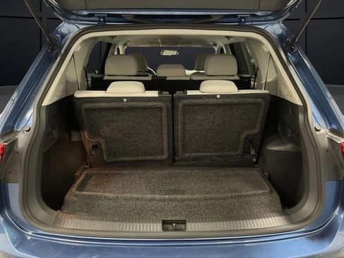 Used 2020 Volkswagen Tiguan S image 12